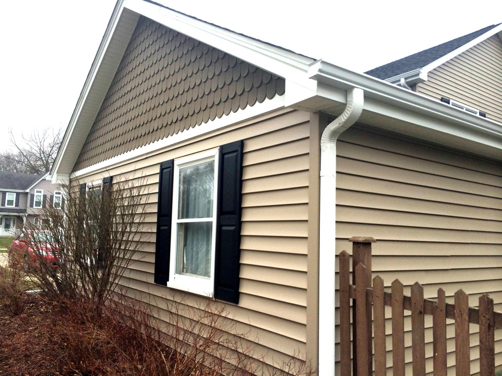 Siding scalloped exterior Siding scalloped exterior